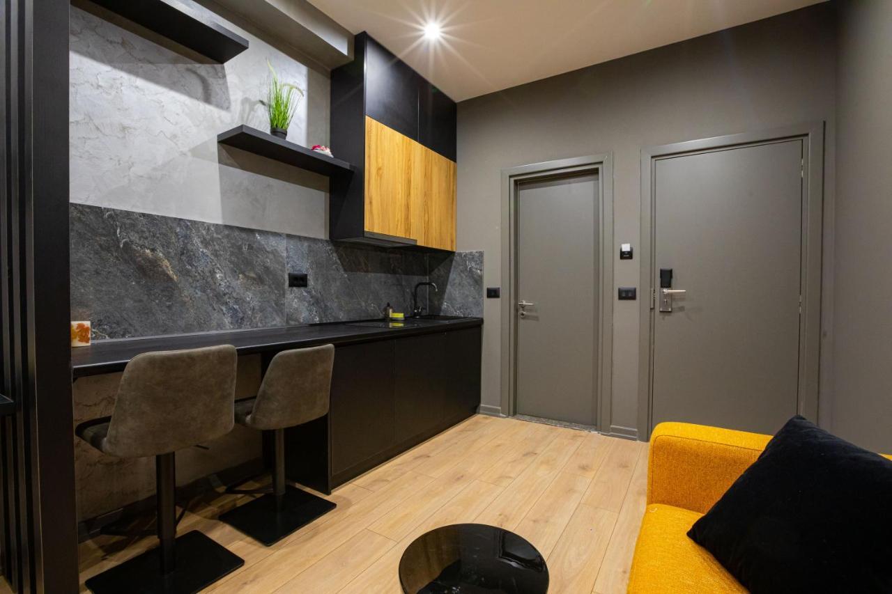 Dea'S Apartaments Tirana Zewnętrze zdjęcie