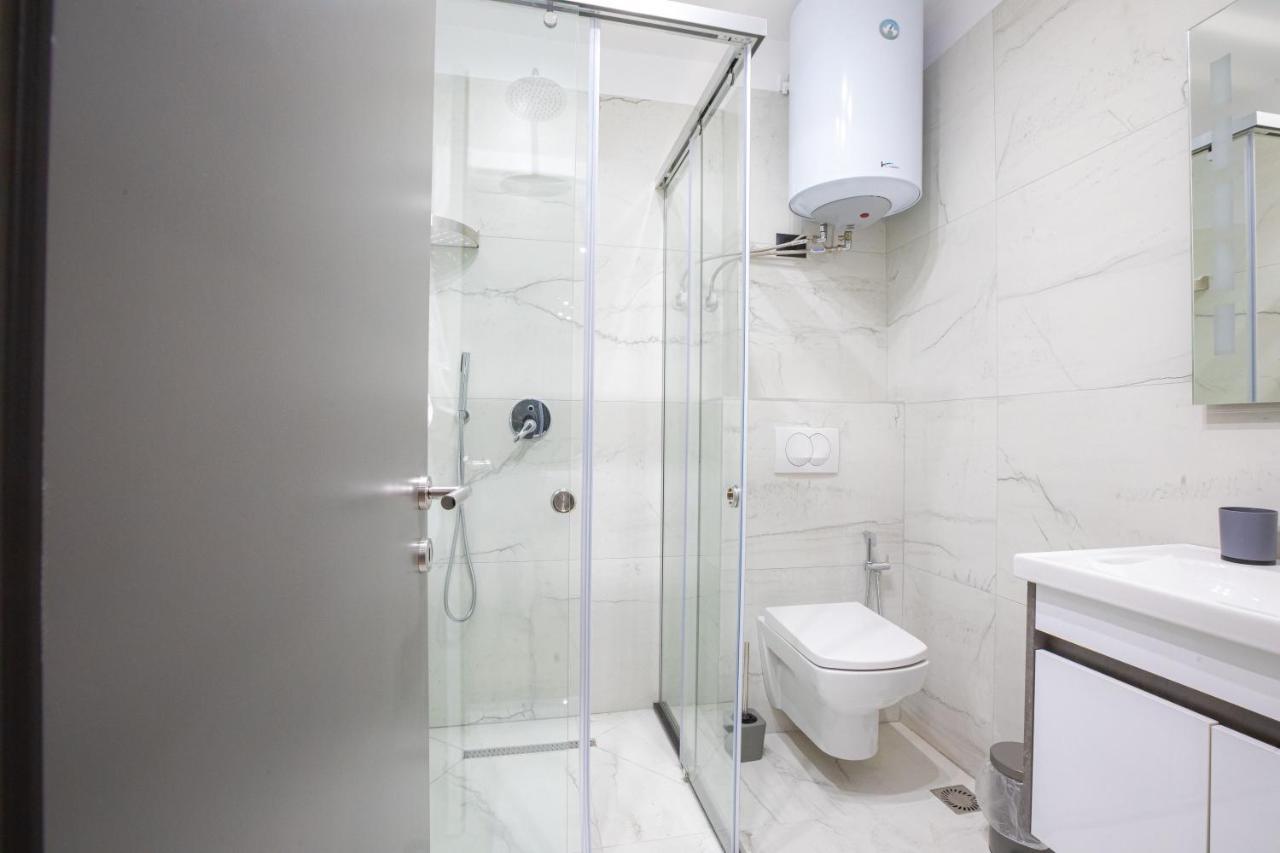 Dea'S Apartaments Tirana Zewnętrze zdjęcie